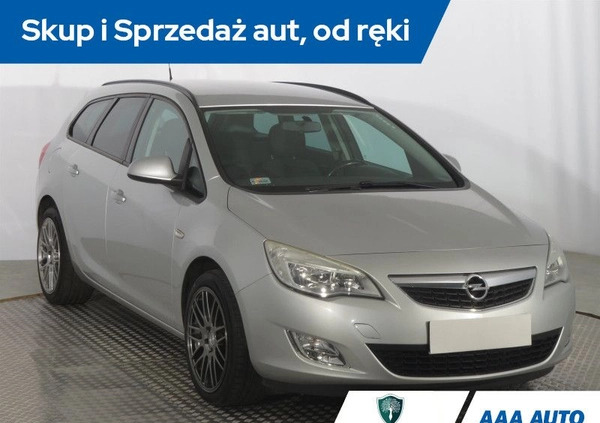 Opel Astra cena 25000 przebieg: 218616, rok produkcji 2011 z Resko małe 154